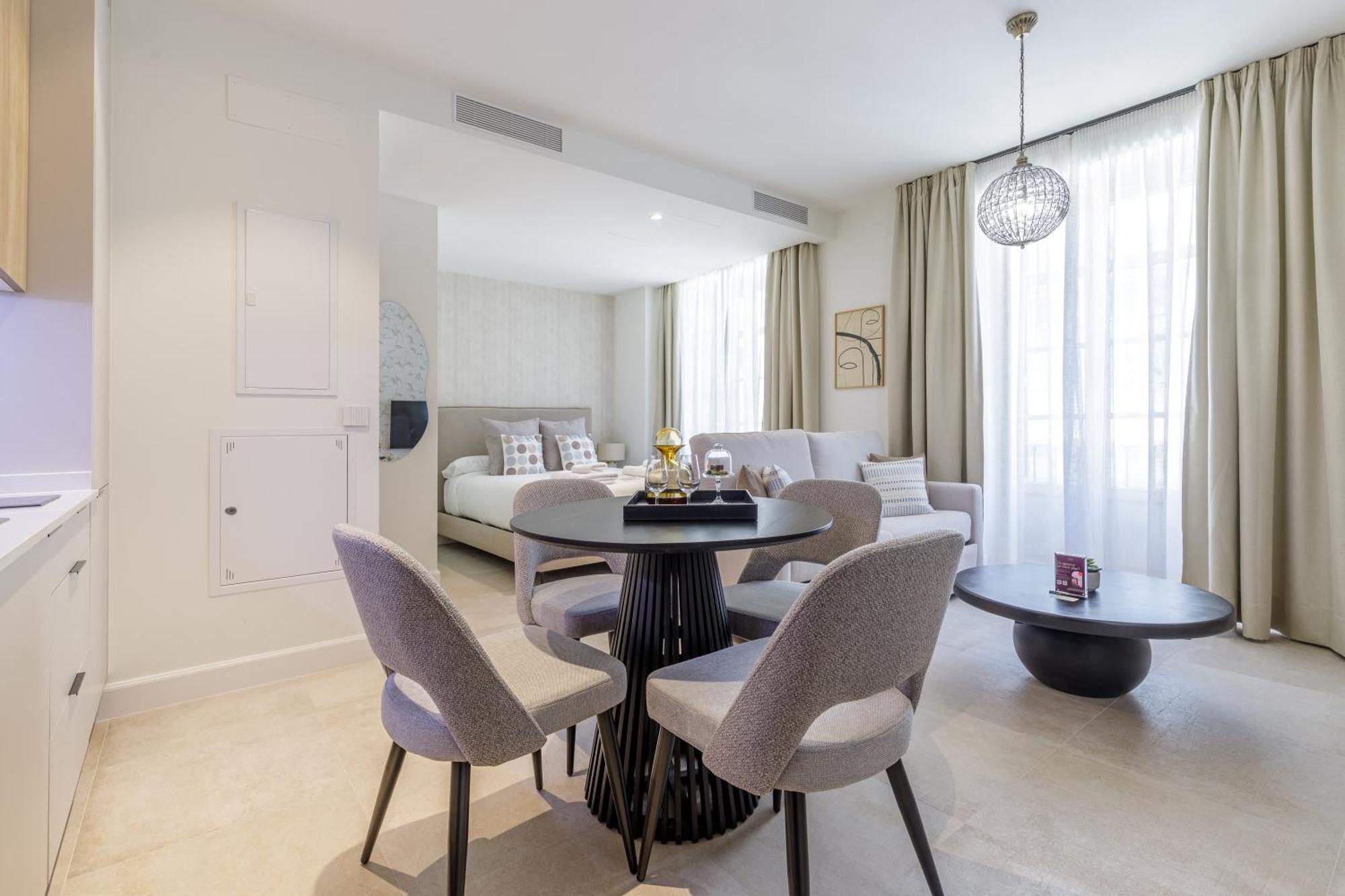 Plaza Del Siglo Suites & Boutique Apartments By Caleta Homes Málaga Extérieur photo