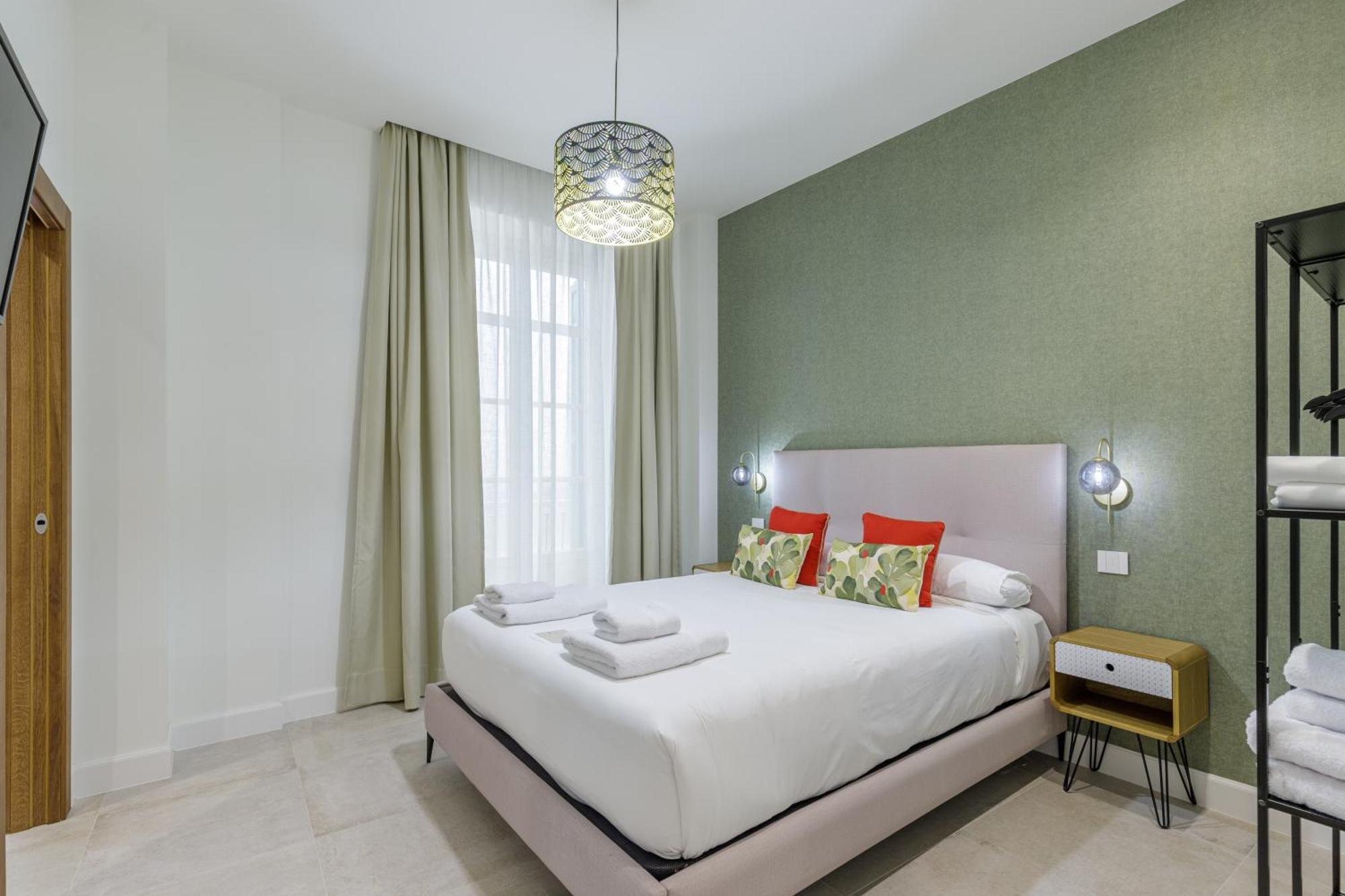 Plaza Del Siglo Suites & Boutique Apartments By Caleta Homes Málaga Extérieur photo